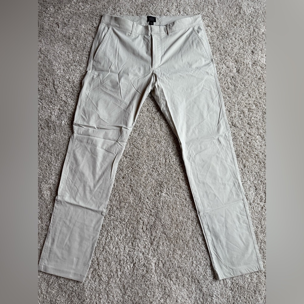 J. Crew Men’s 484 Slim 31x30 Stretch Cream Chinos